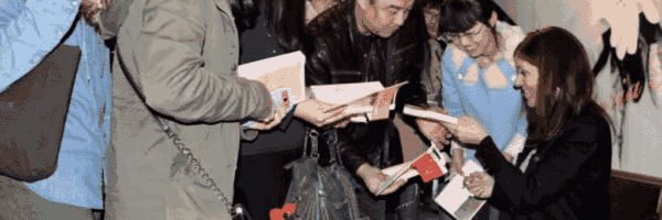 china-06 VIctoria Hislop sigining China Art Museum, Shanghai