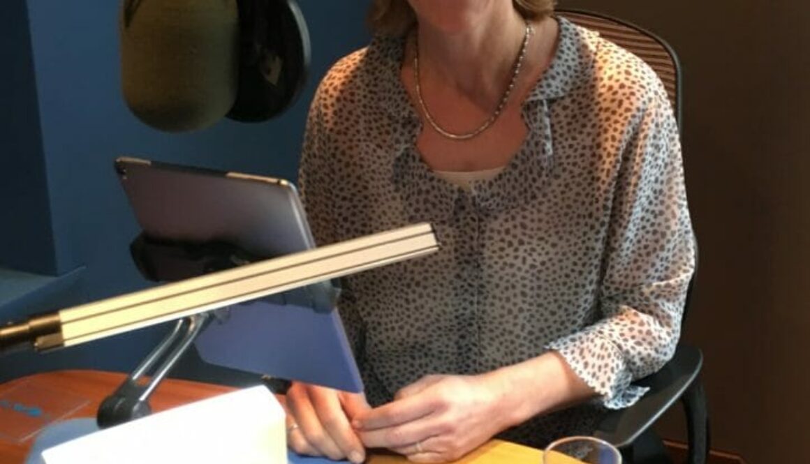 juliet stevenson reads